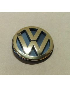 VW. EMBLEMA FRONTAL V.W.KOMBI 97/TRAS SAVEIRO DORAD